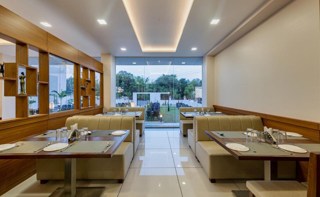 Hotel Grand Indu, 3 Star Kolhapur Exterior foto